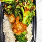 Best Shrimp w. Broccoli in Latham, NY